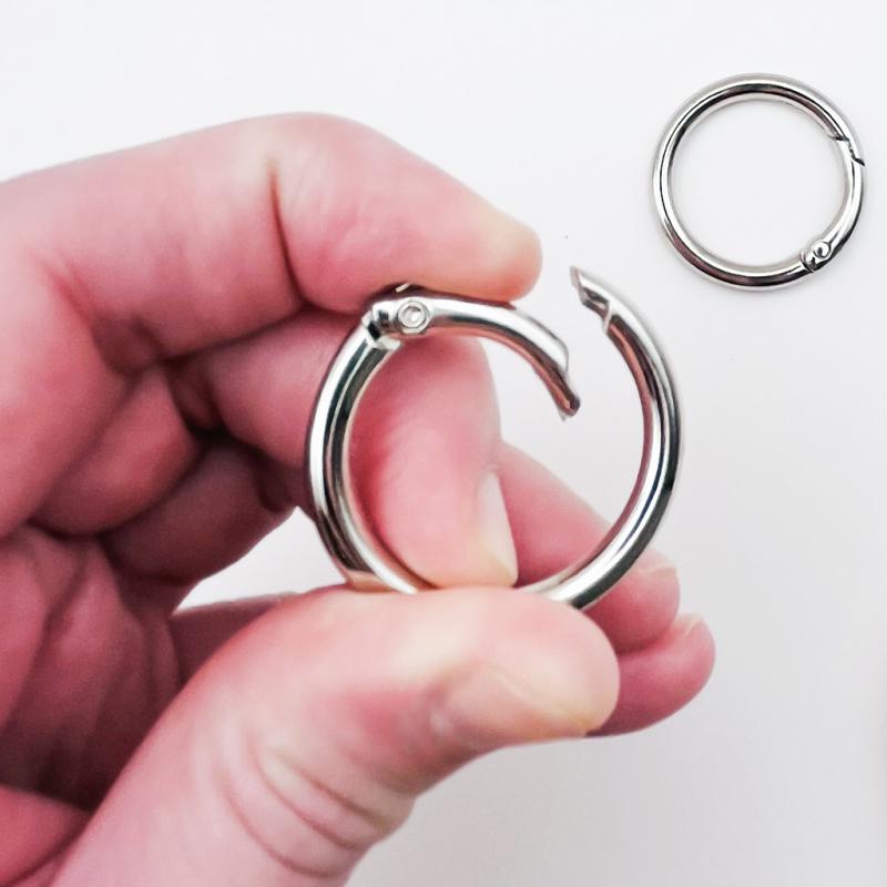 丸型カラビナ33mm シルバーカラー ナスカン キーホルダースOリング【８個】